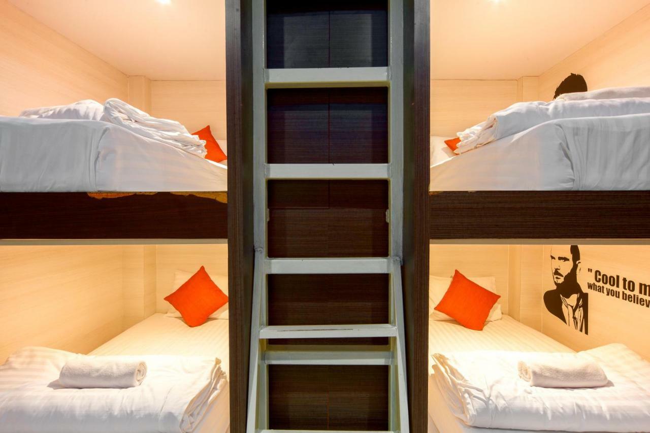 Sleep Walker Poshtel Hostel